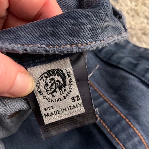 Diesel Men’s Jeans Excellent Condition - Picture 3 of 4